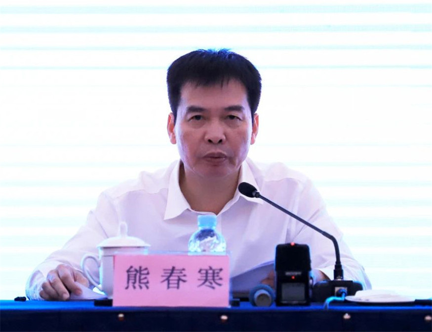 熊春寒宣讲报告.jpg