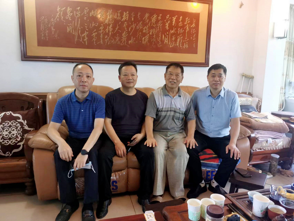 陈福兴_副本.jpg